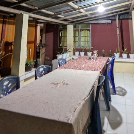 Bunaken Guesthouse Exterior photo
